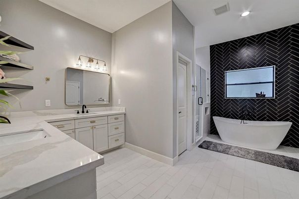 Bathroom, Dual Sink Vanities, Free Standing Baths, Interior, Recessed Lighting