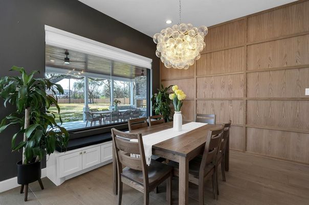 Chandelier, Dining room, Interior, Pendant Lights, Recessed Lighting, Wood Texture Flooring