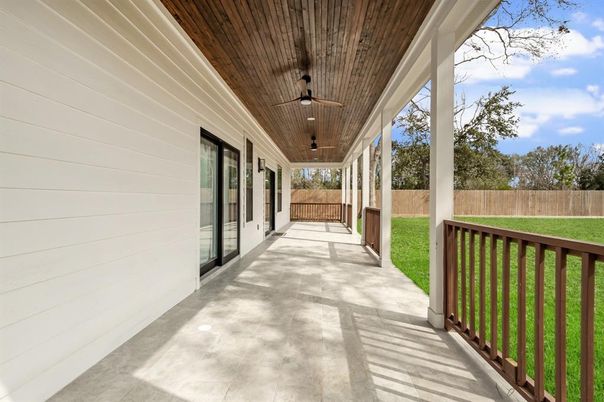 Backyard, Exterior