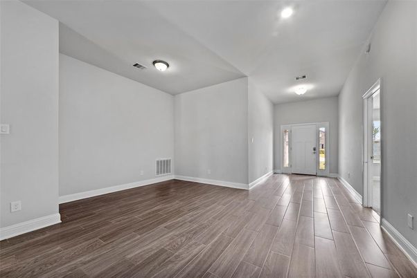 Empty room, Interior, Recessed Lighting, Wood Texture Flooring