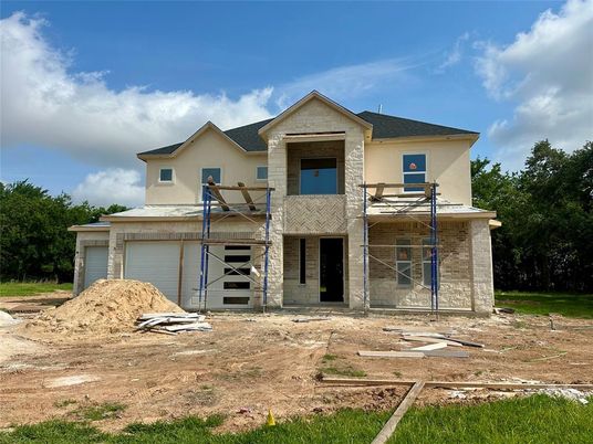 Attached, Exterior, Facade, Modern