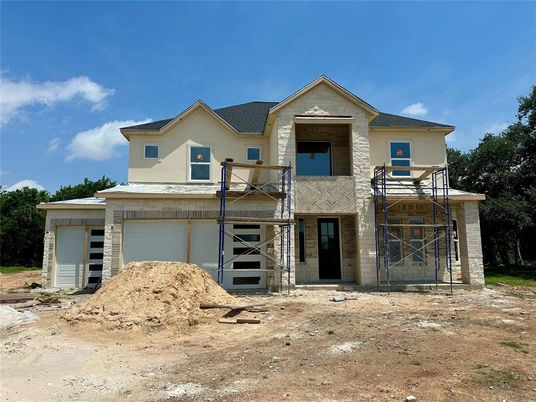 Attached, Exterior, Facade, Modern