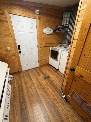Interior, Washer, Wood Texture Flooring, Wooden Walls