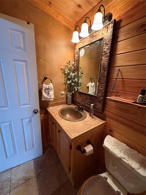 Bathroom, Dual Sink Vanities, Interior, Wooden Ceilings, Wooden Walls