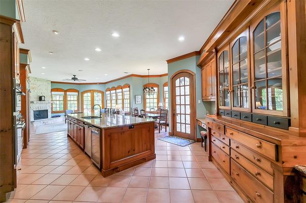 Dining room, Fireplace, Interior, Kitchen, Pendant Lights, Recessed Lighting