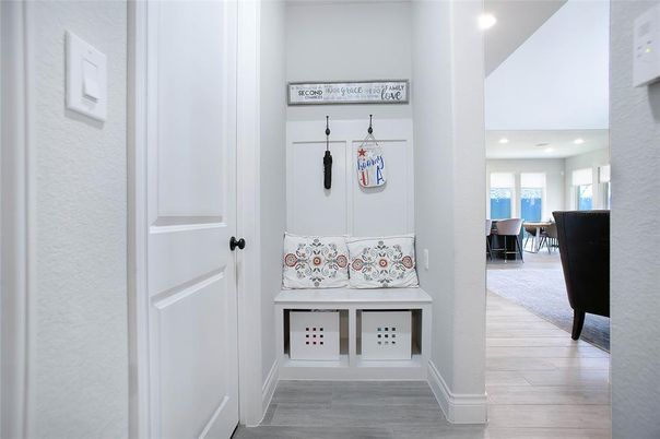 Interior, Recessed Lighting, Wood Texture Flooring