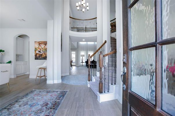 Chandelier, Interior, Recessed Lighting, Wood Texture Flooring