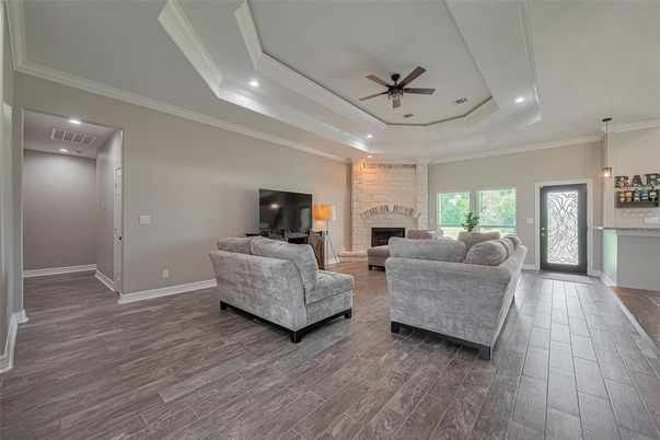Fireplace, Interior, Living room, Pendant Lights, Recessed Lighting, Wood Texture Flooring
