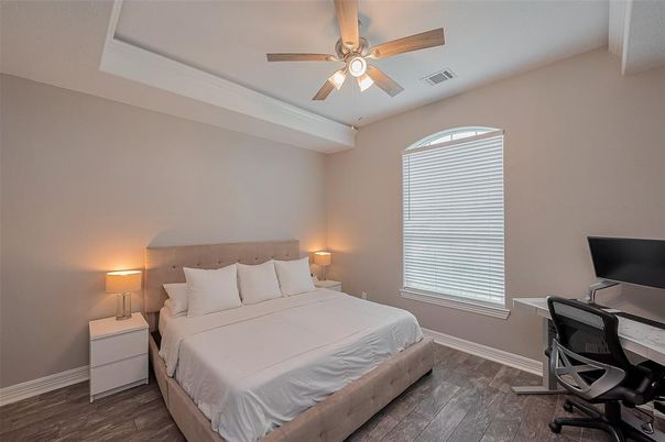 Bedroom, Home Office, Interior, Wood Texture Flooring