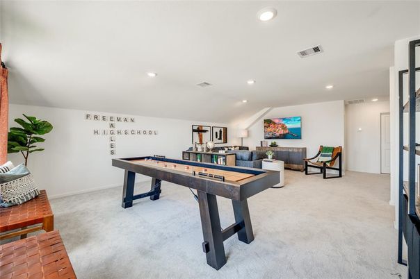 Game Room, Interior, Recessed Lighting