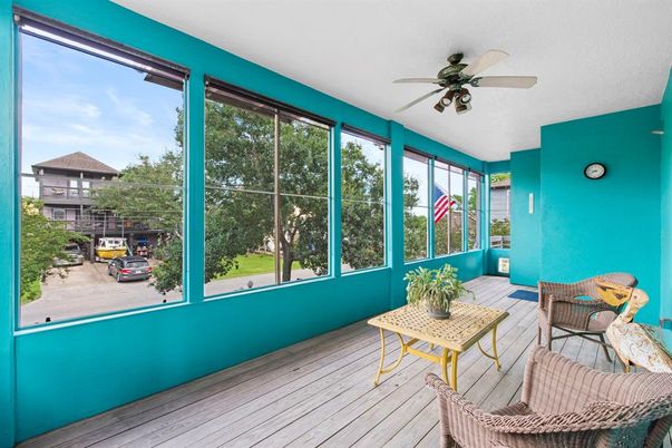 Interior, Sun Room, Wood Texture Flooring
