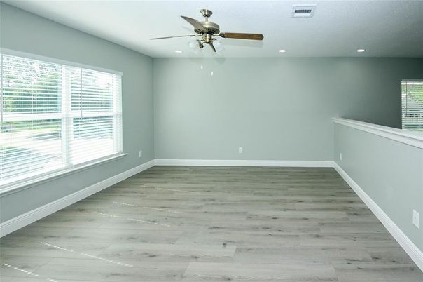 Empty room, Interior, Recessed Lighting, Wood Texture Flooring
