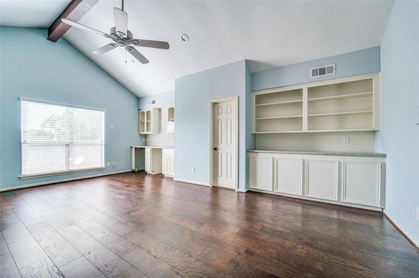 Empty room, Interior, Wooden Beams, Wood Texture Flooring
