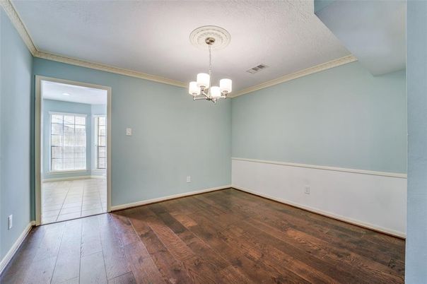 Chandelier, Empty room, Interior, Wood Texture Flooring