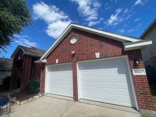Detached Garage, Exterior