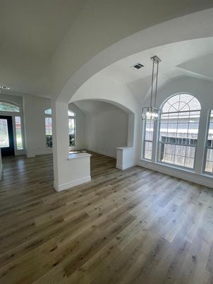 Empty room, Interior, Pendant Lights, Wood Texture Flooring