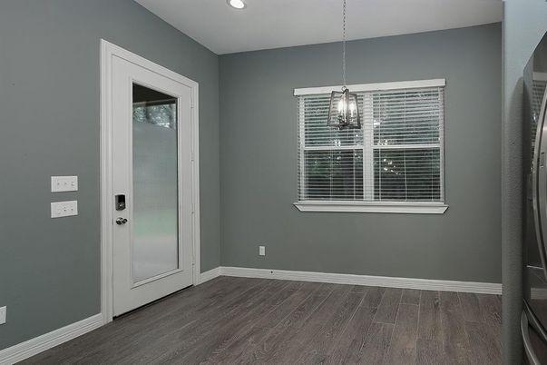 Interior, Pendant Lights, Recessed Lighting, Wood Texture Flooring
