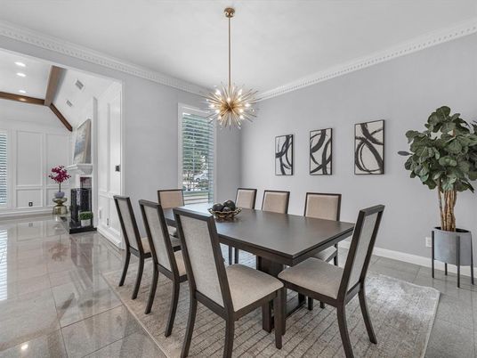 Dining room, Fireplace, Interior, Pendant Lights, Recessed Lighting