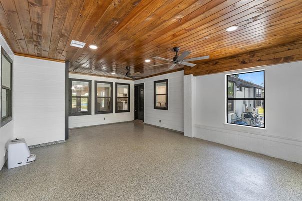 Empty room, Interior, Recessed Lighting, Wooden Ceilings