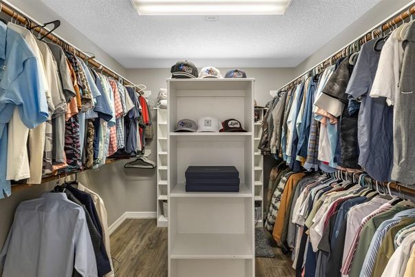 Interior, Walk-in Closets, Wood Texture Flooring