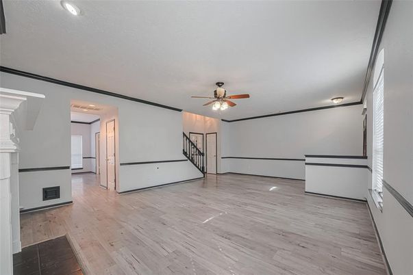 Empty room, Interior, Recessed Lighting, Wood Texture Flooring
