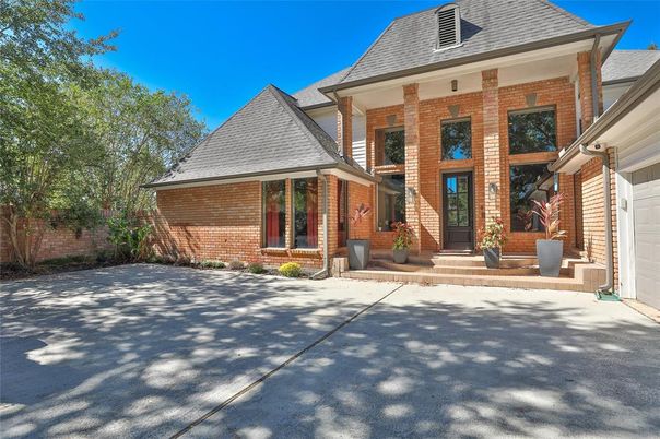 Attached, Exterior, Facade, Brick Facade, French Provincial