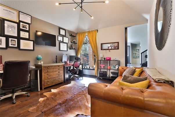 Home Office, Interior, Recessed Lighting, Wood Texture Flooring