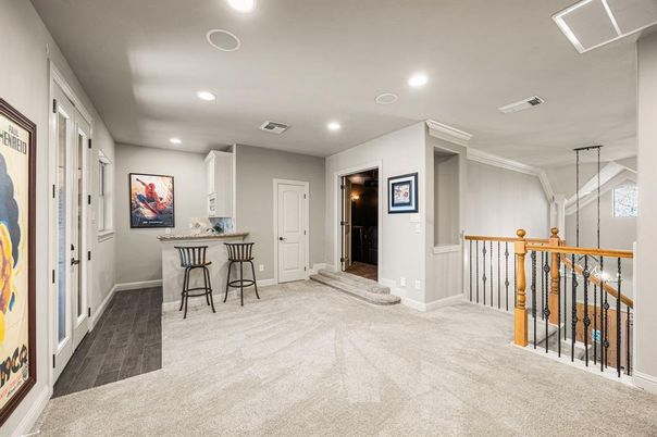 Interior, Recessed Lighting, Wood Texture Flooring