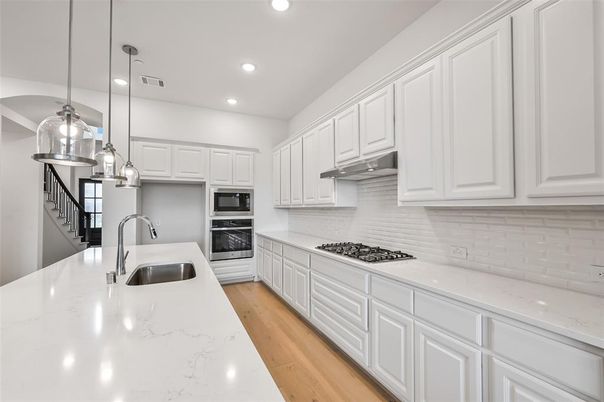 Interior, Kitchen, Pendant Lights, Recessed Lighting, Wood Texture Flooring