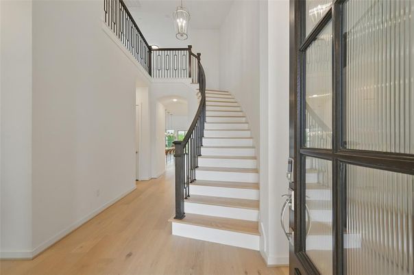 Interior, Pendant Lights, Wood Texture Flooring