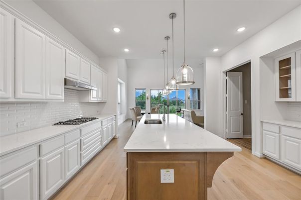 Dining room, Interior, Kitchen, Pendant Lights, Recessed Lighting, Wood Texture Flooring