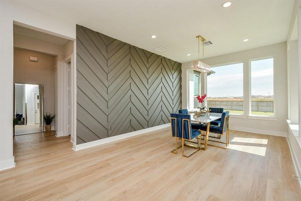 Chandelier, Dining room, Interior, Pendant Lights, Recessed Lighting, Wood Texture Flooring