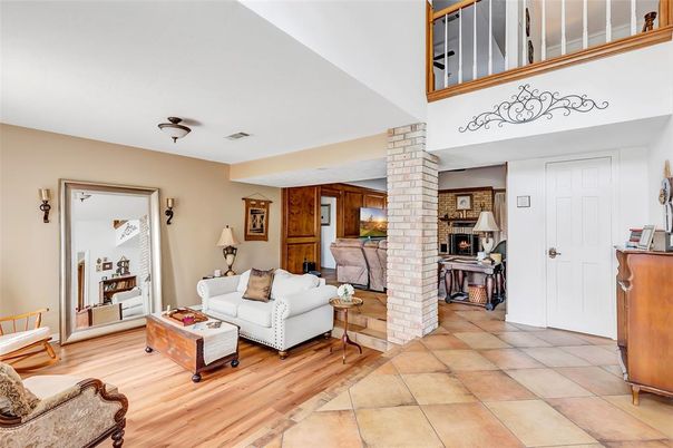 Fireplace, Interior, Living room