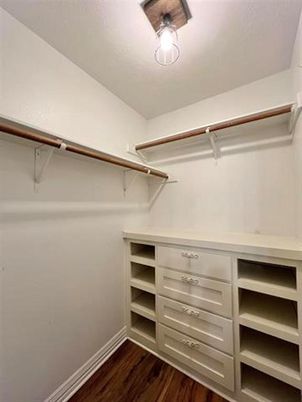 Interior, Walk-in Closets, Wood Texture Flooring