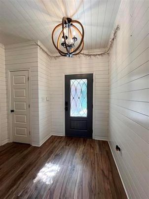 Chandelier, Interior, Wood Texture Flooring