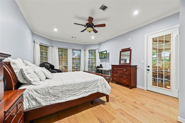 Bedroom, Interior, Recessed Lighting, Wood Texture Flooring