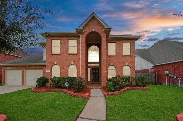 Attached, Exterior, Facade, Brick Facade, Brick Traditional