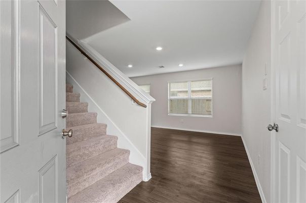 Interior, Recessed Lighting, Wood Texture Flooring