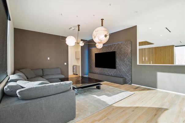 Interior, Living room, Pendant Lights, Recessed Lighting, Wood Texture Flooring