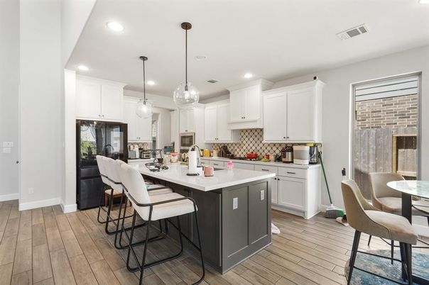 Interior, Kitchen, Pendant Lights, Recessed Lighting, Wood Texture Flooring