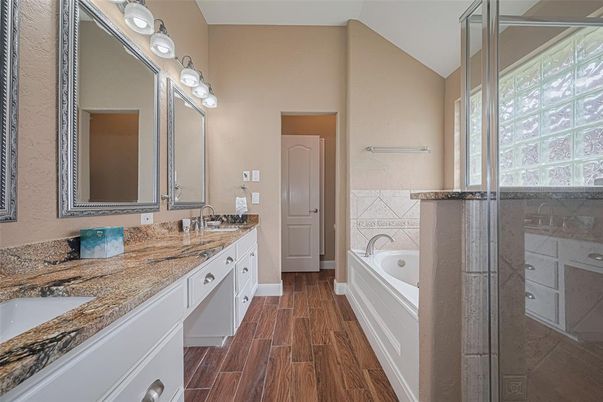 Bathroom, Dual Sink Vanities, Interior, Wood Texture Flooring