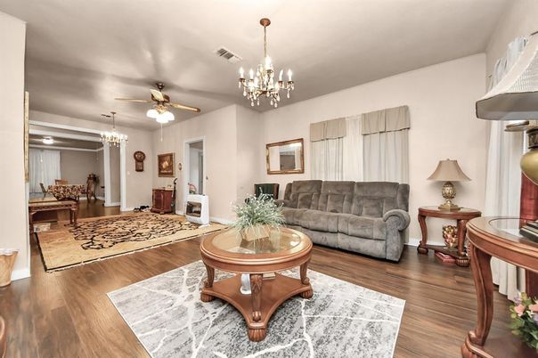 Chandelier, Dining room, Interior, Living room, Wood Texture Flooring