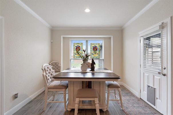 Dining room, Interior, Recessed Lighting, Wood Texture Flooring