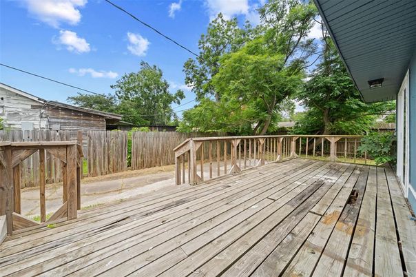 Exterior, Wood Texture Flooring