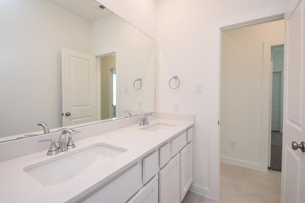 Bathroom, Dual Sink Vanities, Interior
