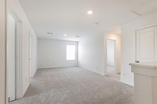 Empty room, Interior, Recessed Lighting