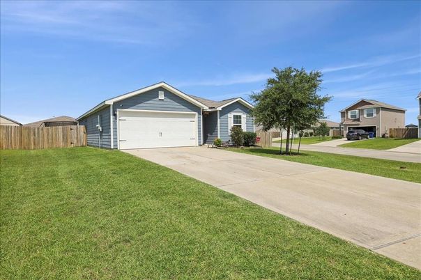 Attached, Backyard, Exterior, Facade, Ranch