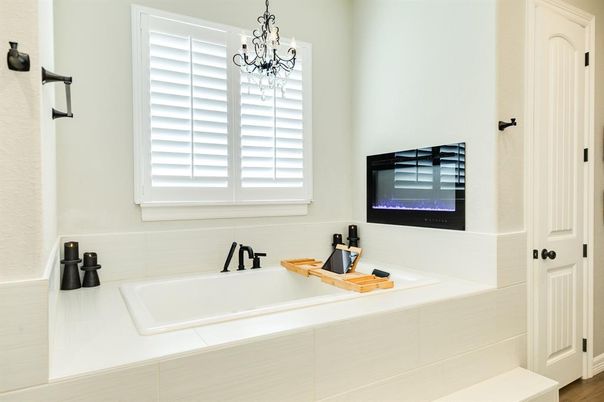 Bathroom, Chandelier, Interior