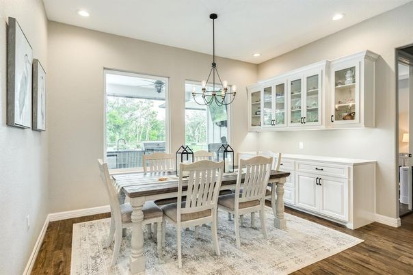 Chandelier, Dining room, Interior, Recessed Lighting, Wood Texture Flooring