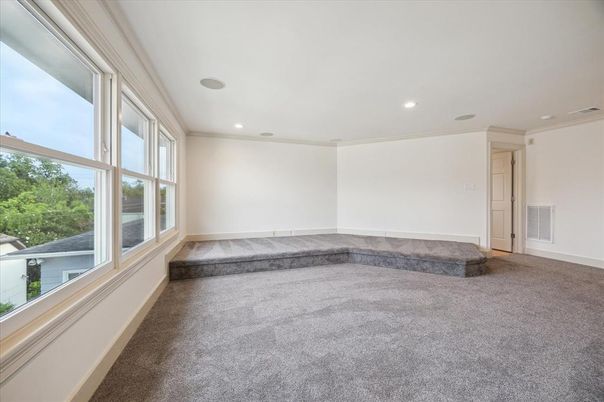 Empty room, Interior, Recessed Lighting